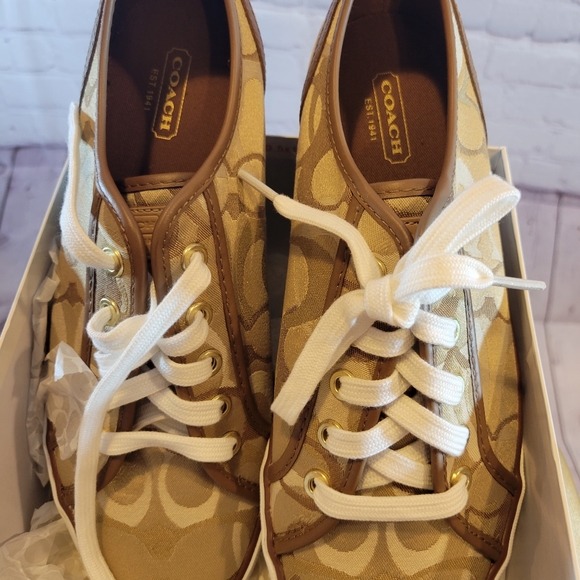 Coach Khaki Sneakers - Picture 6 of 6